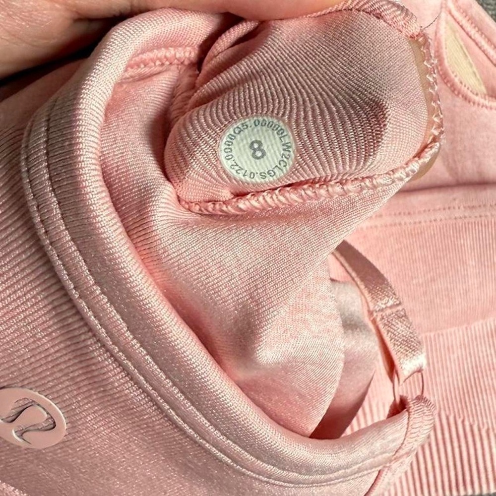 Lululemon Ebb to Street Bra *Light Support, C/D Cup inHeathered Dew Pink / White - Picture 6 of 6